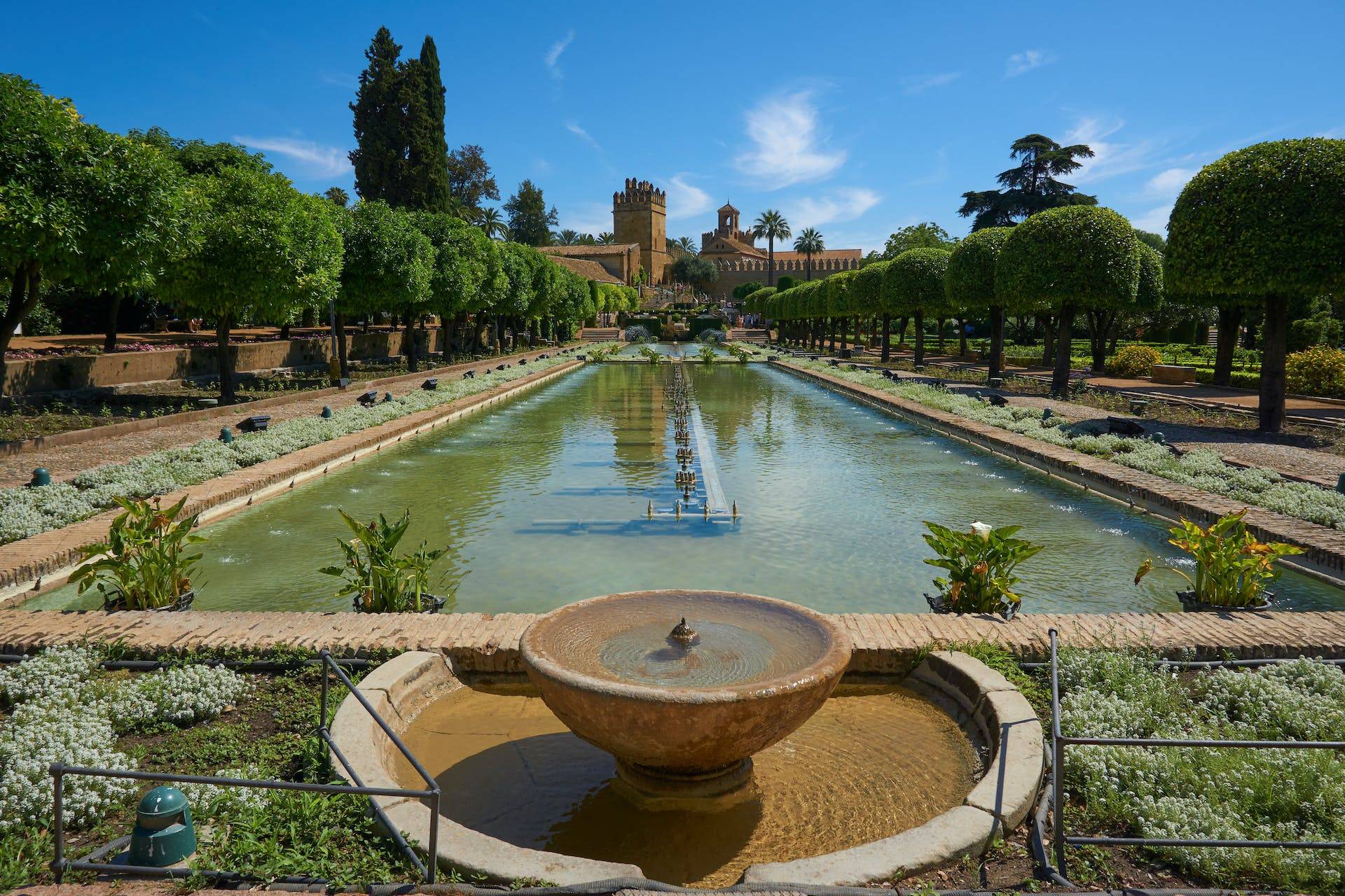 alhambra jardin centro en andalucia foto para gilmar